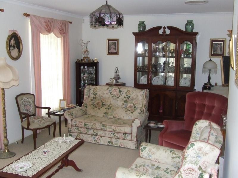 2 Cary Road, Toowoomba QLD 4350