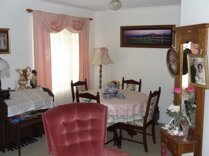 2 Cary Road, Toowoomba QLD 4350