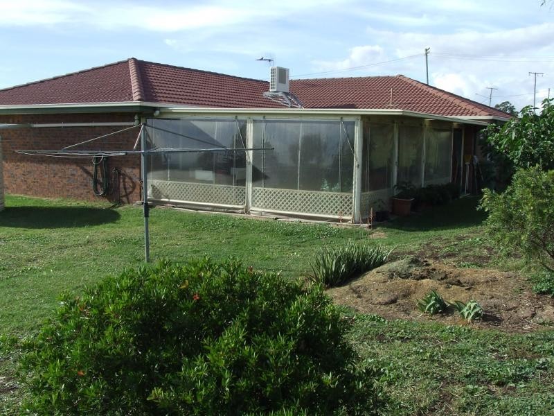 2 Cary Road, Toowoomba QLD 4350