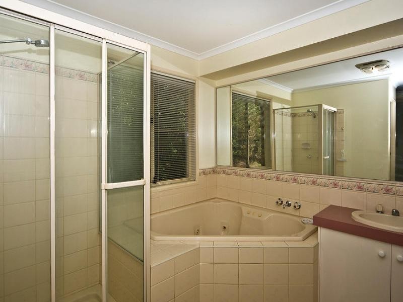 24 Rangeview Road, Toowoomba QLD 4350