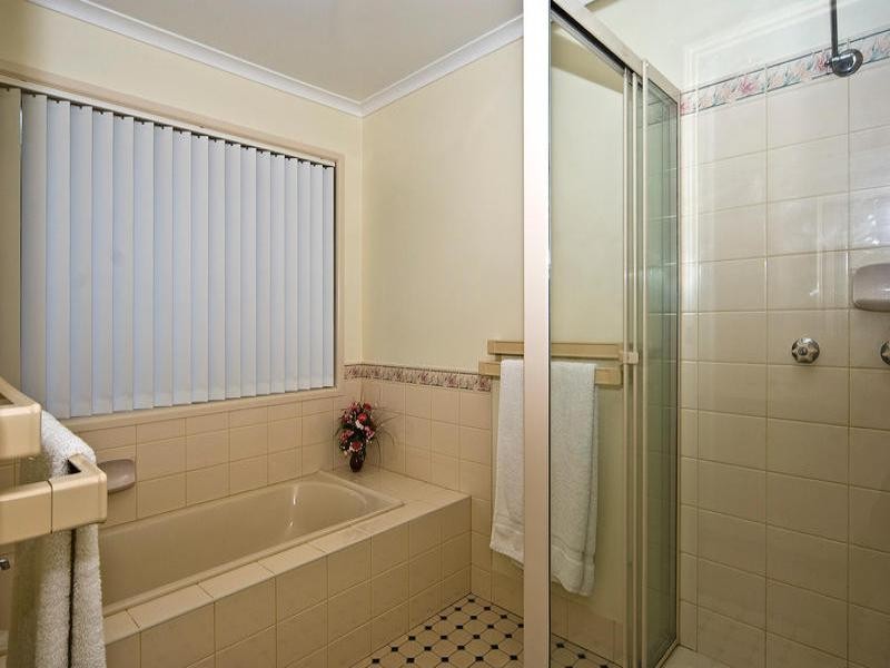 24 Rangeview Road, Toowoomba QLD 4350