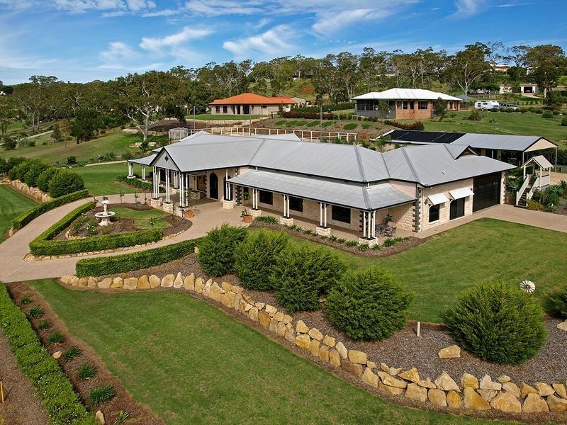 2 Ryans Drive, Toowoomba QLD 4350