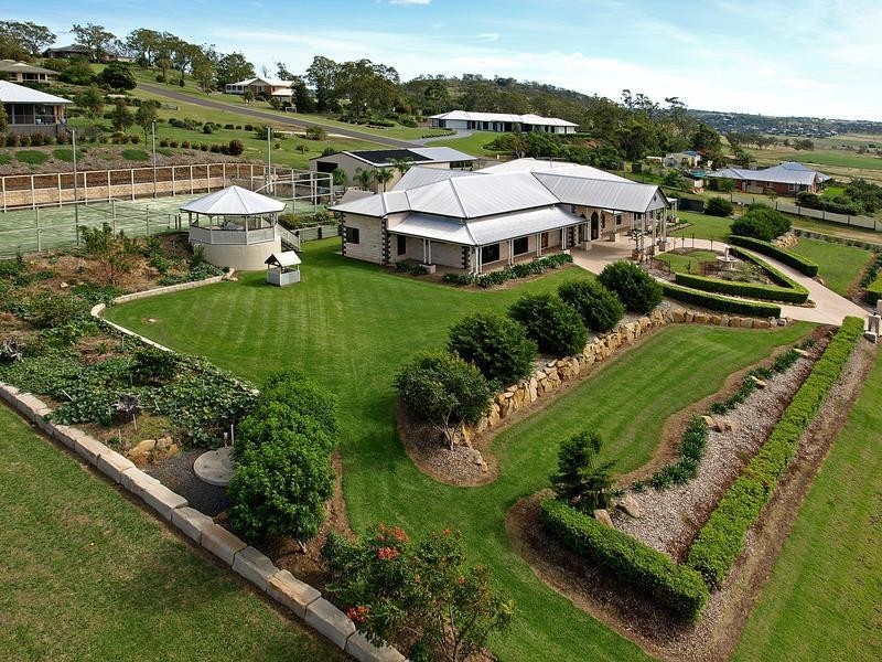 2 Ryans Drive, Toowoomba QLD 4350