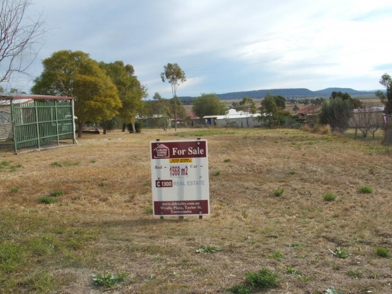 22 Bell Street, Greenmount QLD 4359