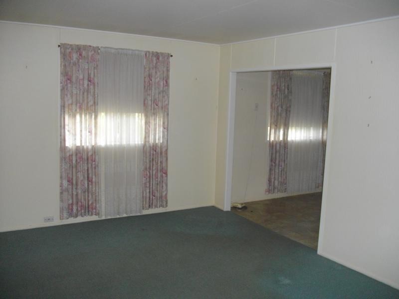 518 Bridge Street, Wilsonton QLD 4350