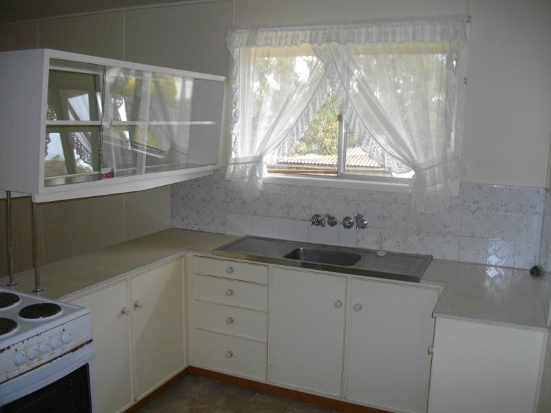 518 Bridge Street, Wilsonton QLD 4350