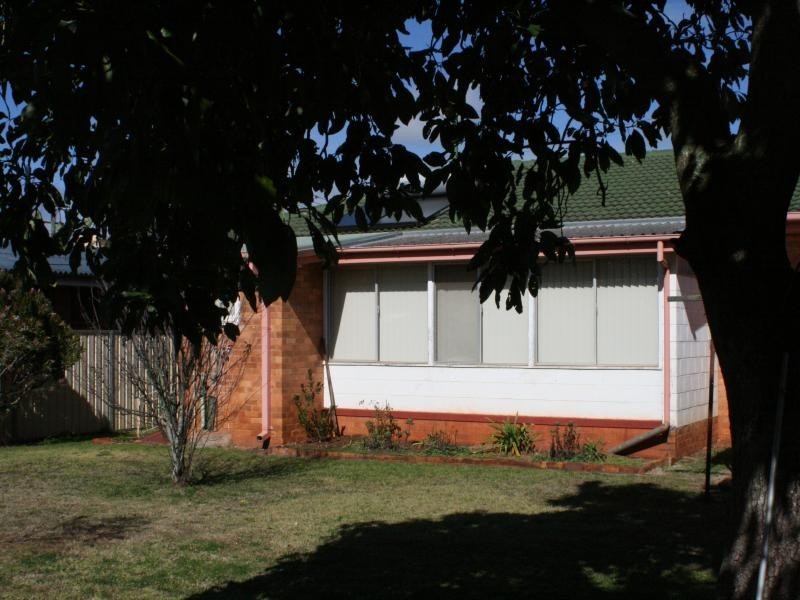 193 North Street, Rockville QLD 4350