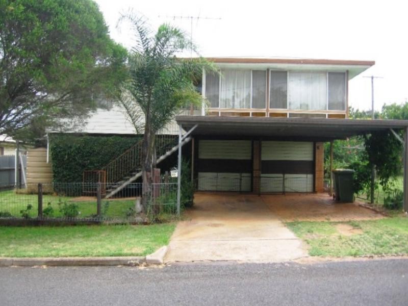22 Dalgleish Street, Toowoomba QLD 4350