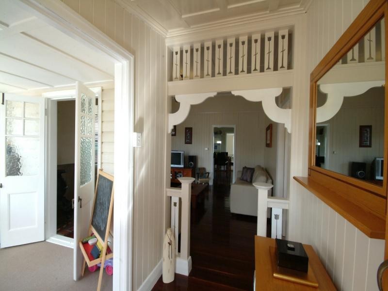 8 Carlton Street, Toowoomba QLD 4350