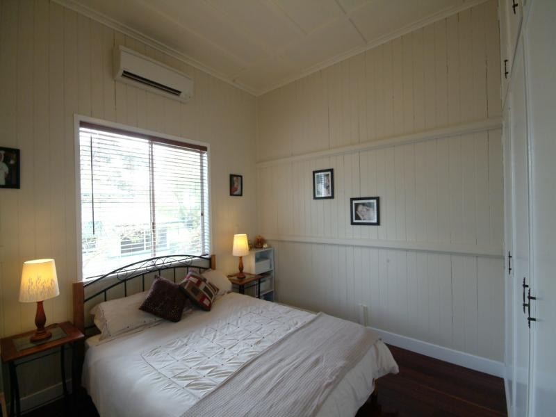 8 Carlton Street, Toowoomba QLD 4350