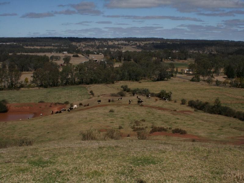 70 Pioneer Road, Geham QLD 4352