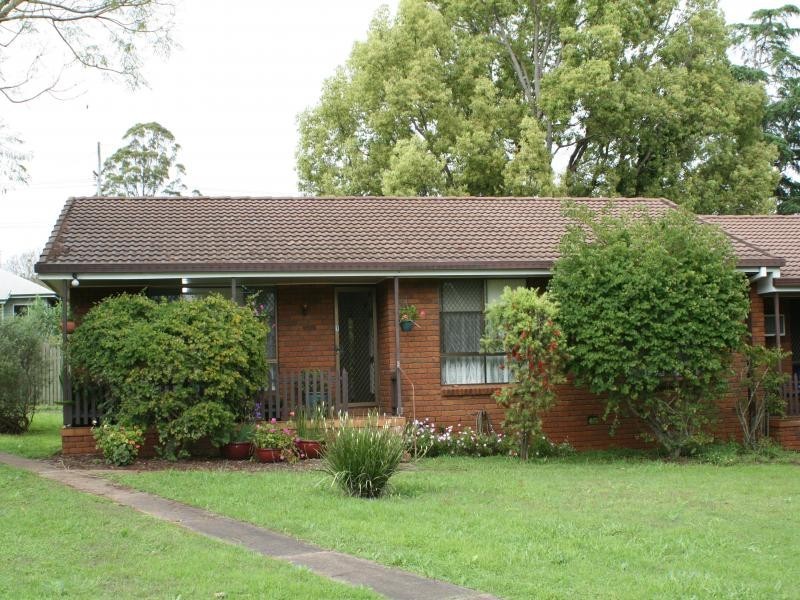 1/295 Hume Street, Toowoomba QLD 4350