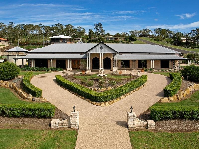 2 Ryans Drive, Toowoomba QLD 4350