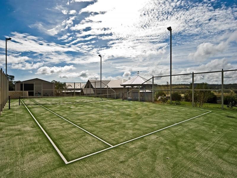 2 Ryans Drive, Toowoomba QLD 4350