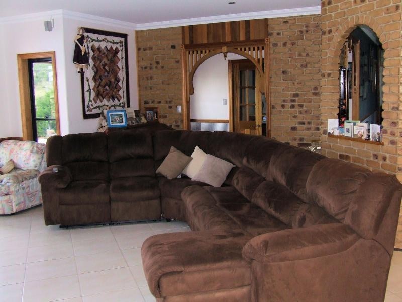 2 Ryans Drive, Toowoomba QLD 4350