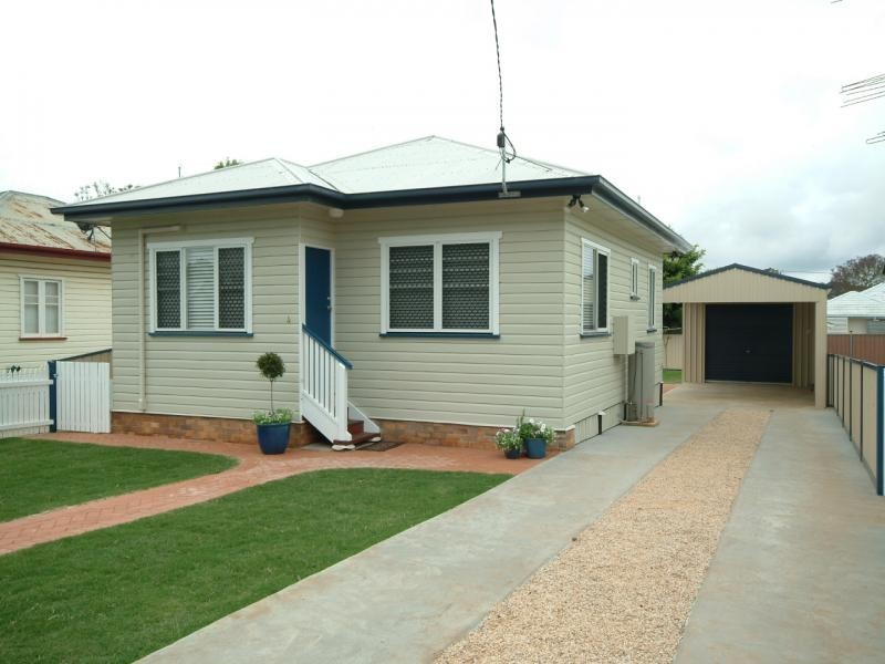 4 Newmarket Street, Toowoomba QLD 4350