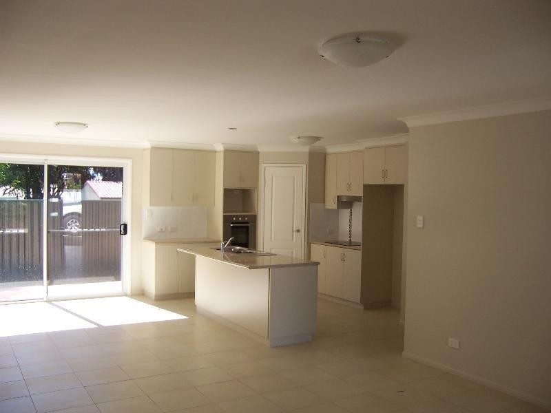 1/11A Warratah Street, Toowoomba QLD 4350