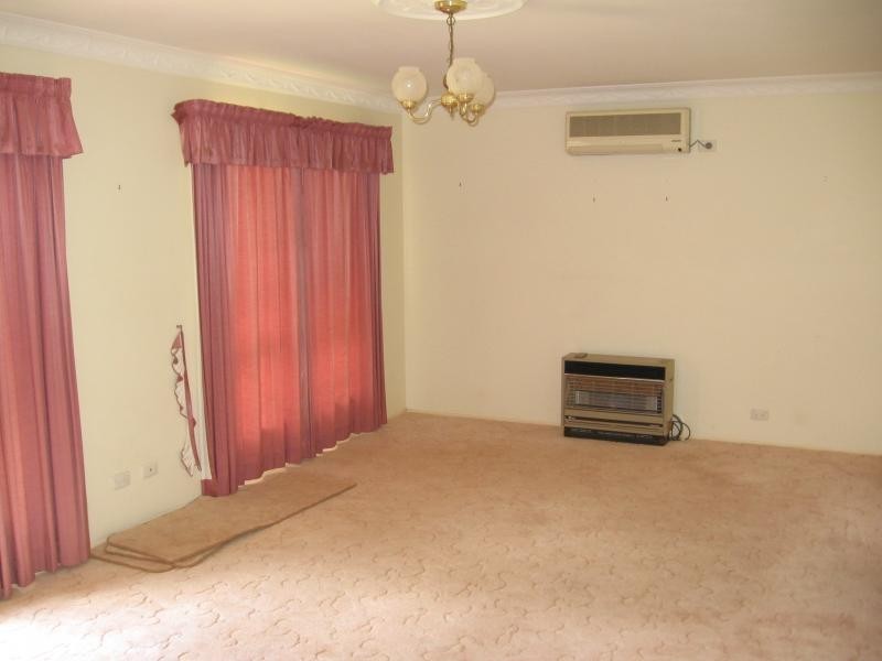 22 Kingsford Smith Drive, Toowoomba QLD 4350