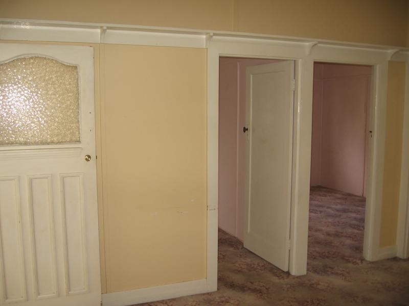 57 Hillview Avenue, Newtown QLD 4350