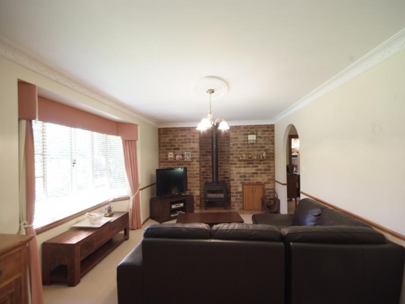 13 Michele Avenue, Highfields QLD 4352