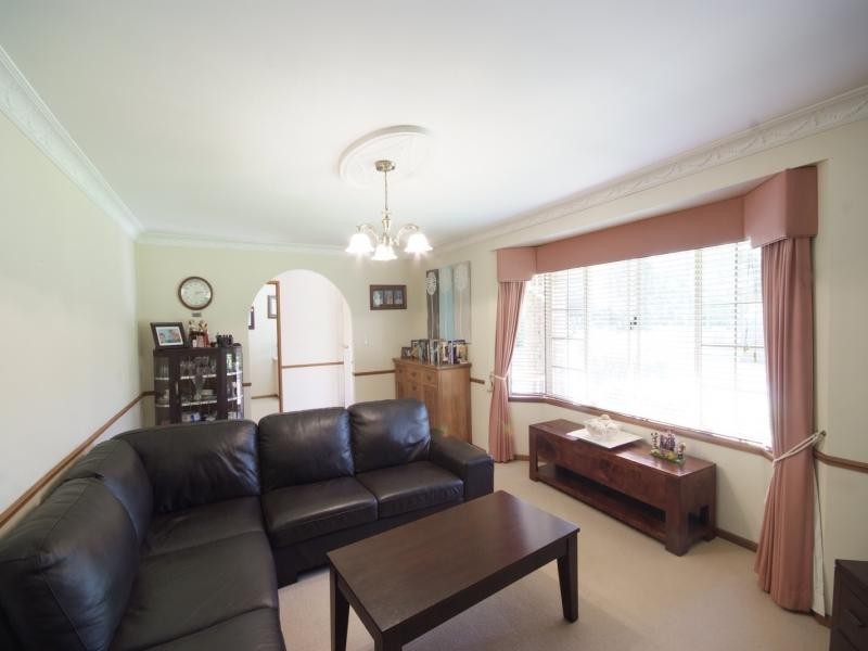 13 Michele Avenue, Highfields QLD 4352