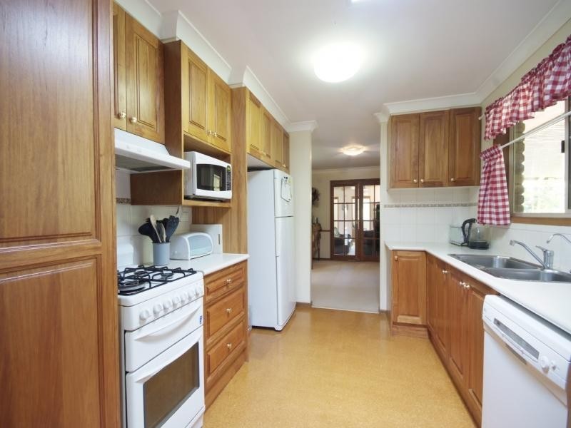 13 Michele Avenue, Highfields QLD 4352