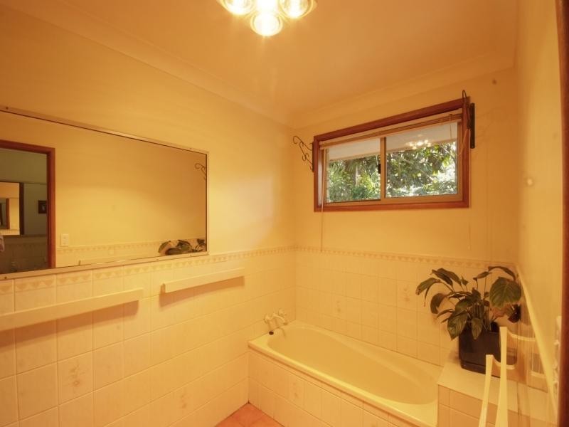 13 Michele Avenue, Highfields QLD 4352