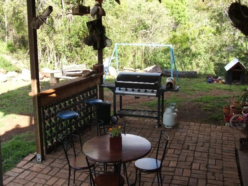 11 Moseley Road, Glencoe QLD 4352