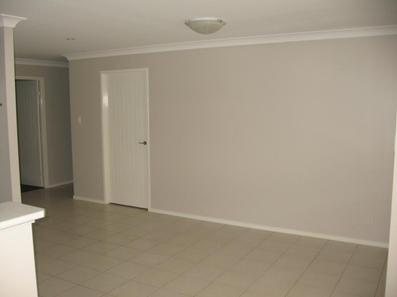 2/202 Stenner Street, Toowoomba QLD 4350