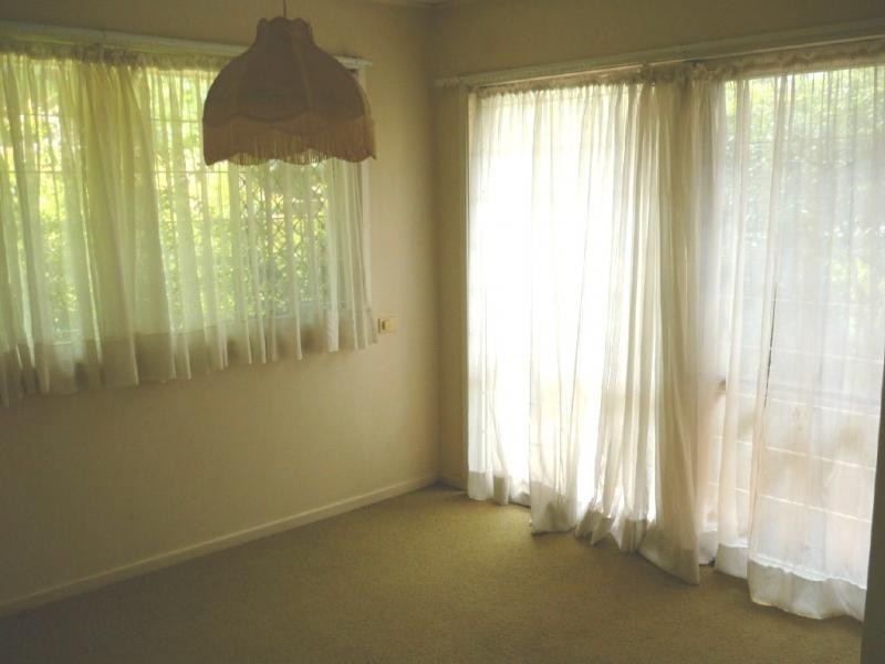 9 Barrymount Crescent, Toowoomba QLD 4350