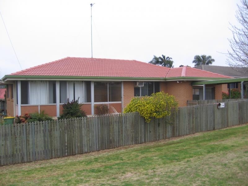 74 Debra Street, Centenary Heights QLD 4350