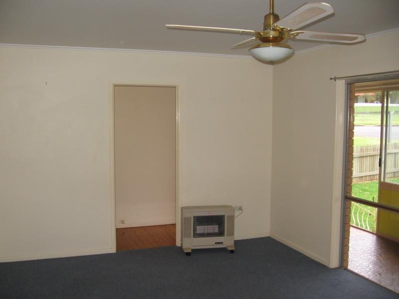 74 Debra Street, Centenary Heights QLD 4350