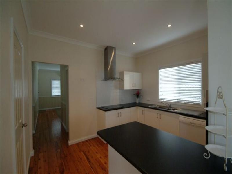 4 Newmarket Street, Toowoomba QLD 4350