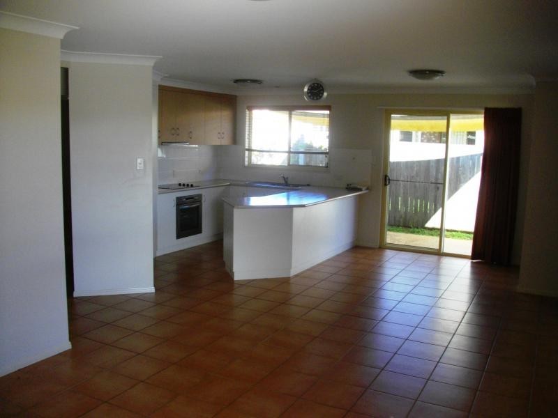 B/10 Willowburn Drive, Rockville QLD 4350