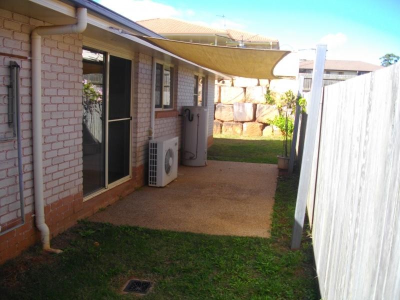 B/10 Willowburn Drive, Rockville QLD 4350