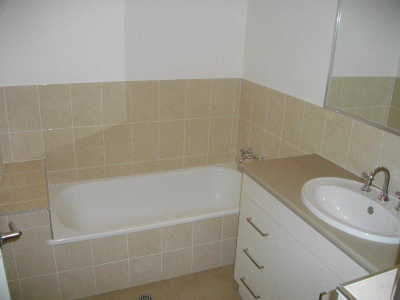 2/6 Krause Court, East Toowoomba QLD 4350