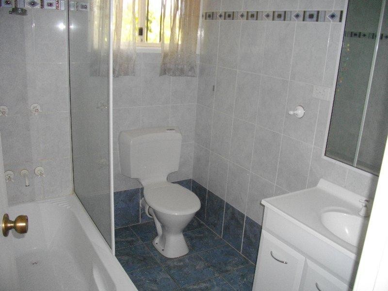 18 Sapphire Court, Kearneys Spring QLD 4350