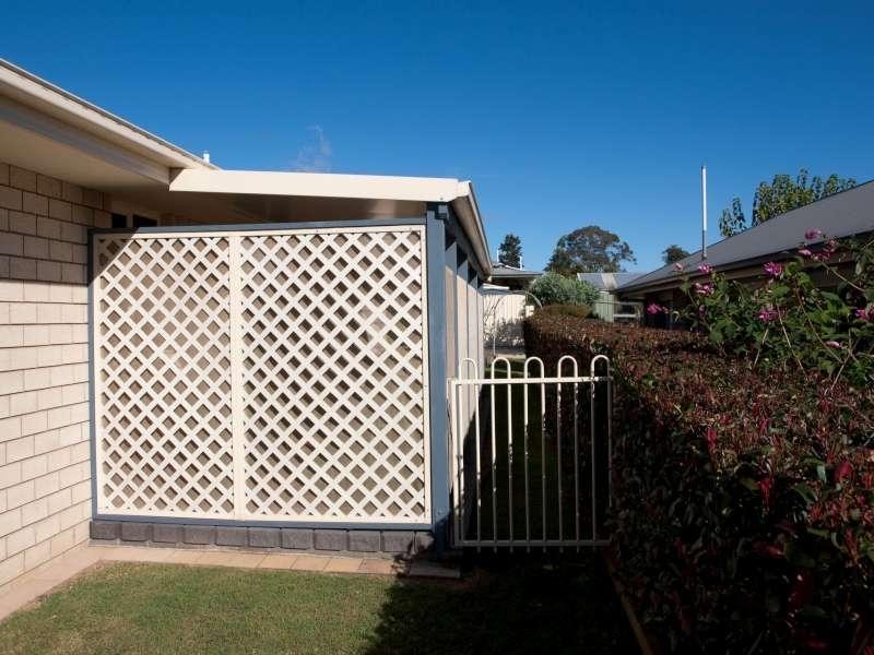 2 Olsen Street, Crows Nest QLD 4355