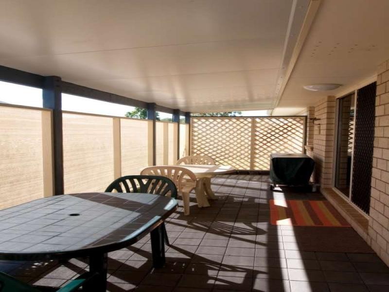 2 Olsen Street, Crows Nest QLD 4355