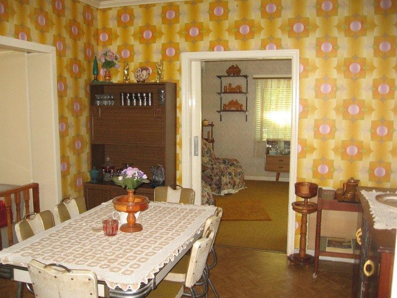 9 Esmond Street, Rockville QLD 4350