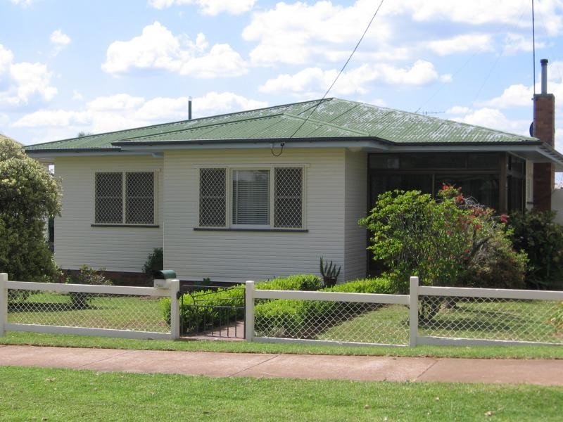 177  Long Street, South Toowoomba QLD 4350