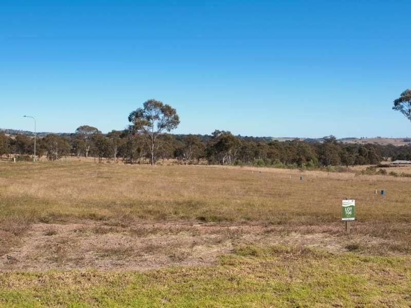 Naomi Drive, Cedarwood Drive, Crows Nest QLD 4355