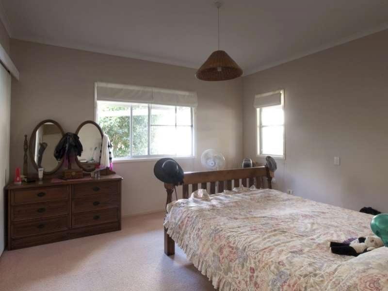 3 William Street, Crows Nest QLD 4355