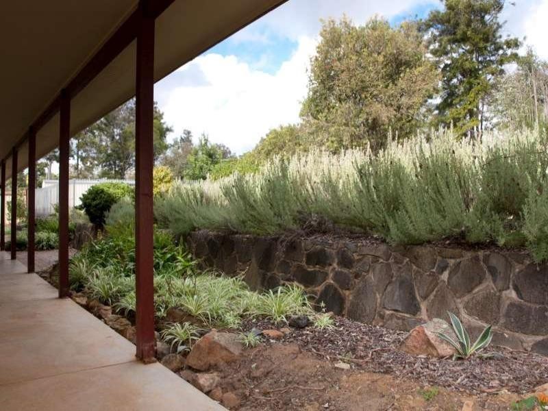 3 William Street, Crows Nest QLD 4355