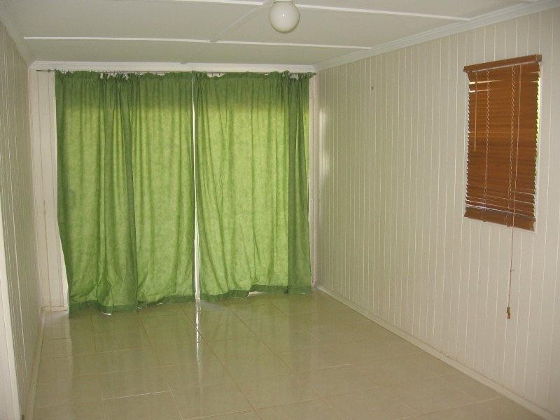 B/7 Hursley Road, Newtown QLD 4350