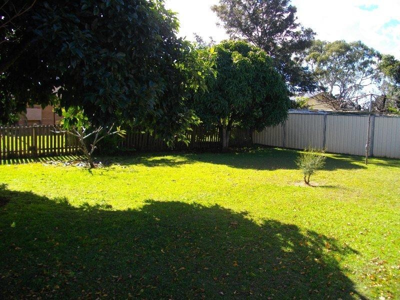 193 North Street, Rockville QLD 4350