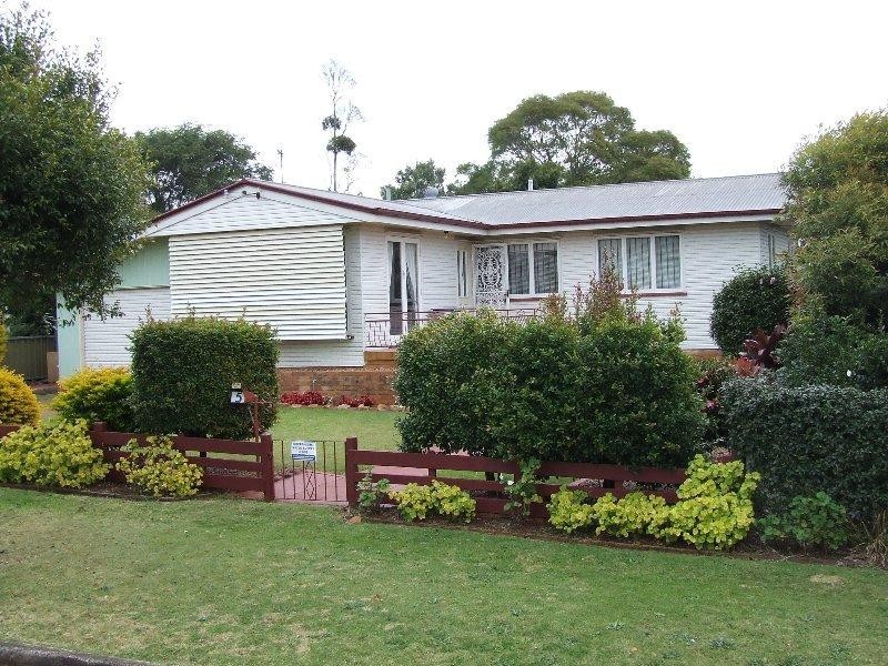 5 Ethel Street, Newtown QLD 4350