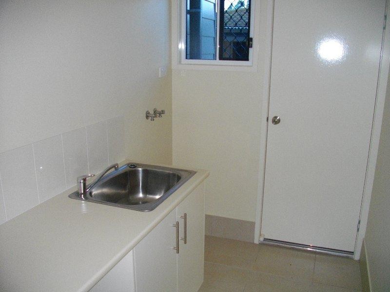 2/57A North Street, North Toowoomba QLD 4350