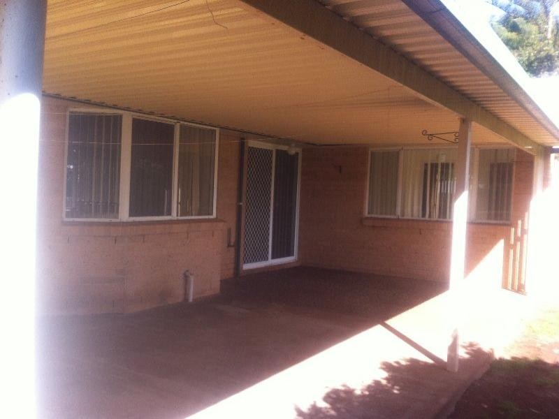 8 Stewart Street, Highfields QLD 4352