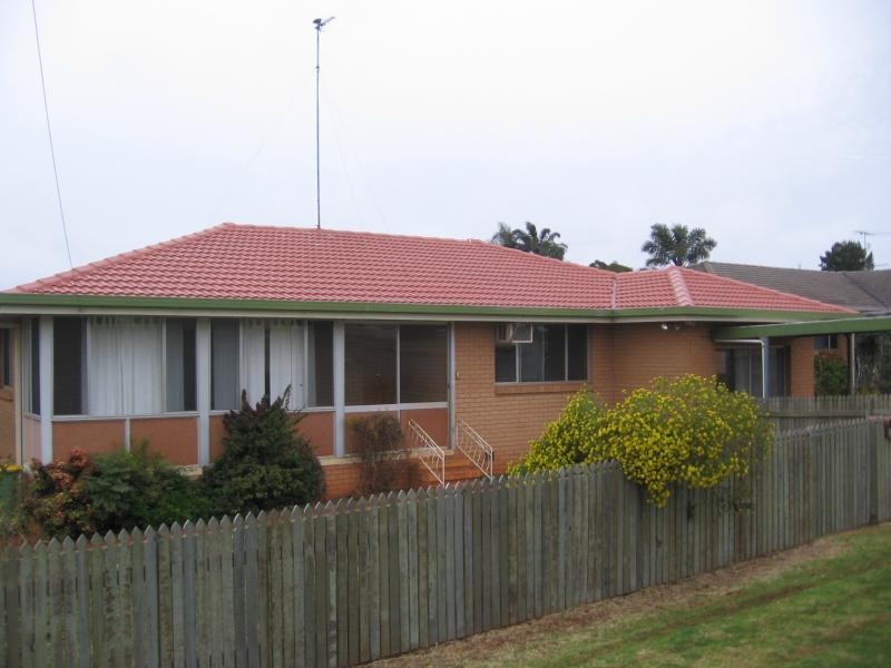 74 Debra Street, Centenary Heights QLD 4350
